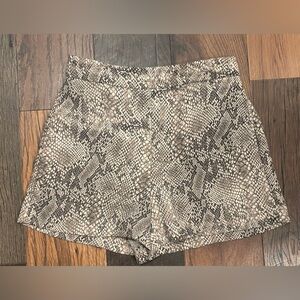 Babaton High Waist Gray and Black Shorts snake skin shorts in size 4.